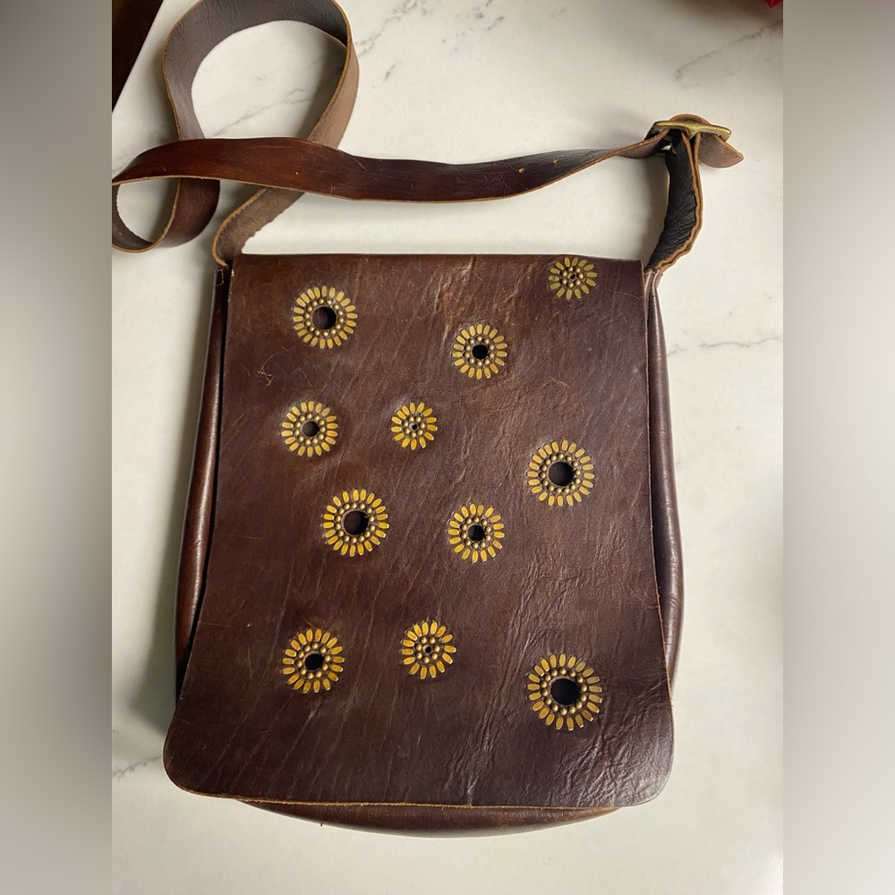 COLLECTIBLE CALLEEN CORDERO MESSENGER BAG vintage